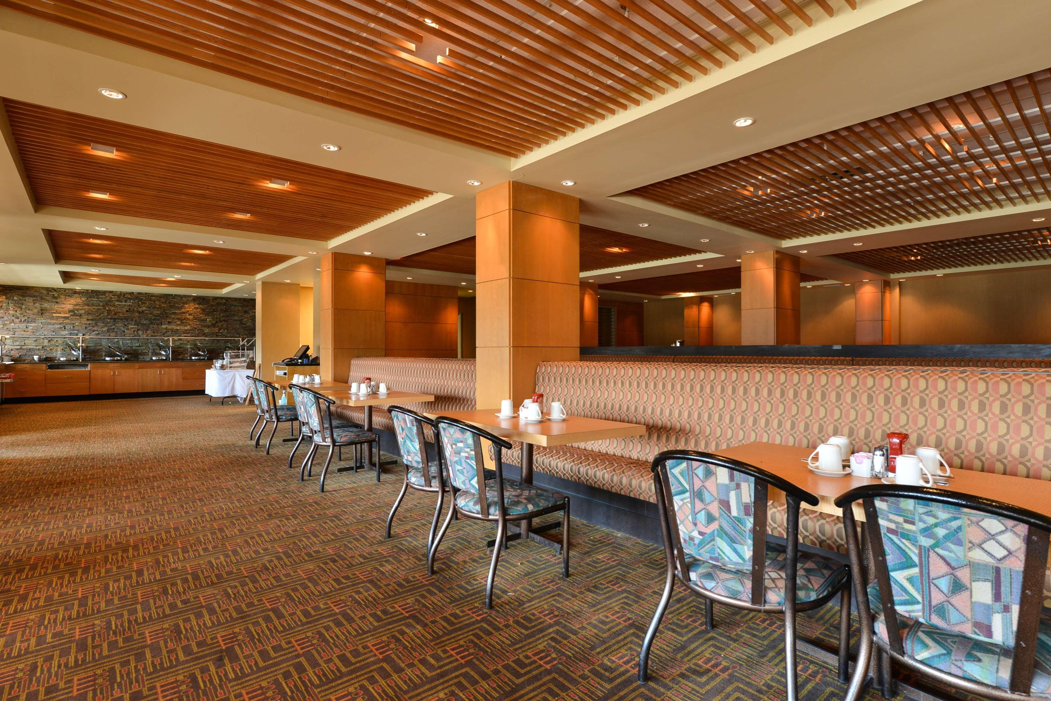 Edmonton Hotel & Convention Center إيدمونتون المظهر الخارجي الصورة