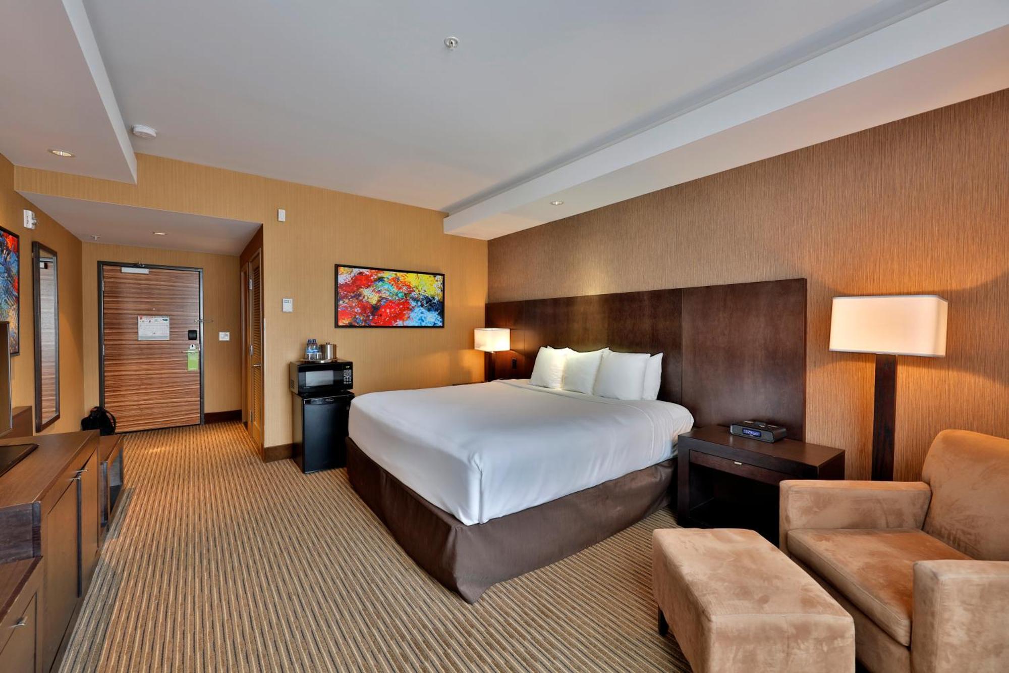 Edmonton Hotel & Convention Center إيدمونتون المظهر الخارجي الصورة