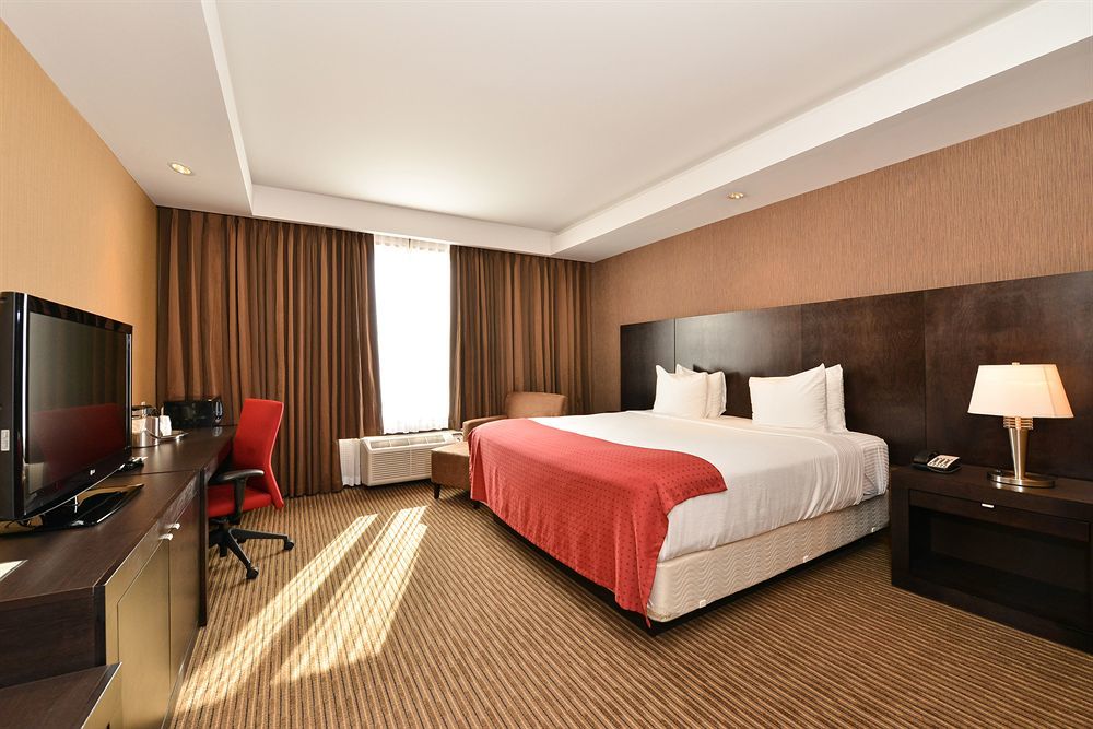 Edmonton Hotel & Convention Center إيدمونتون المظهر الخارجي الصورة