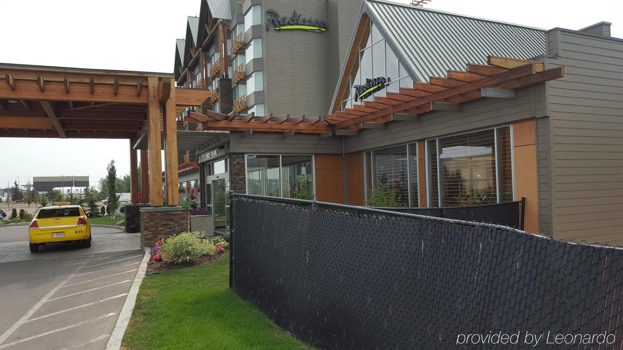 Edmonton Hotel & Convention Center إيدمونتون المظهر الخارجي الصورة
