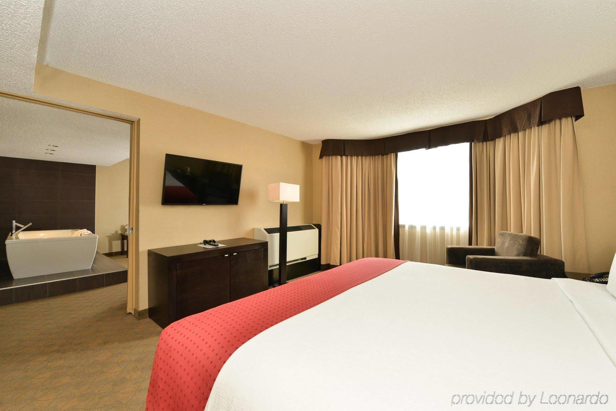Edmonton Hotel & Convention Center إيدمونتون المظهر الخارجي الصورة