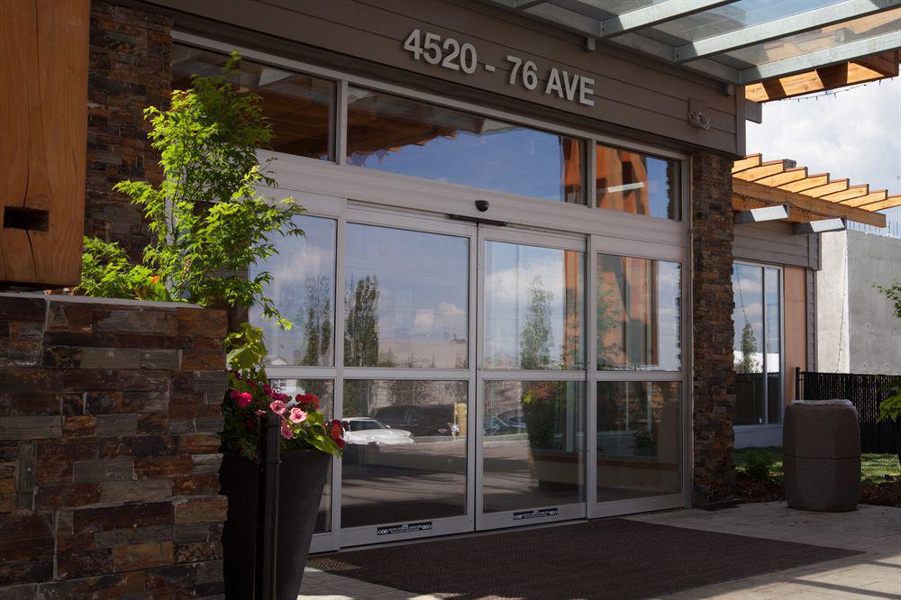 Edmonton Hotel & Convention Center إيدمونتون المظهر الخارجي الصورة